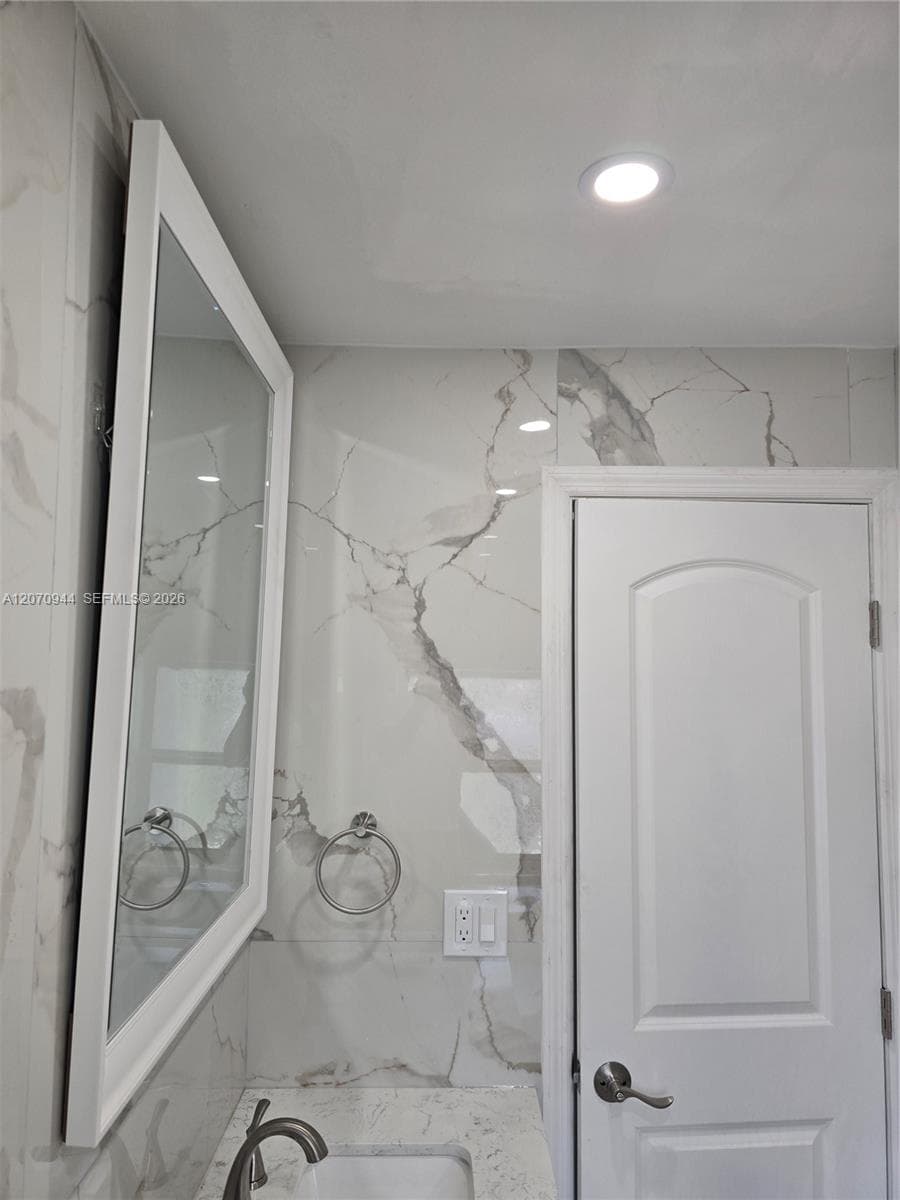 260 NE 118th Ter # 262, Miami FL 33161 photo 3