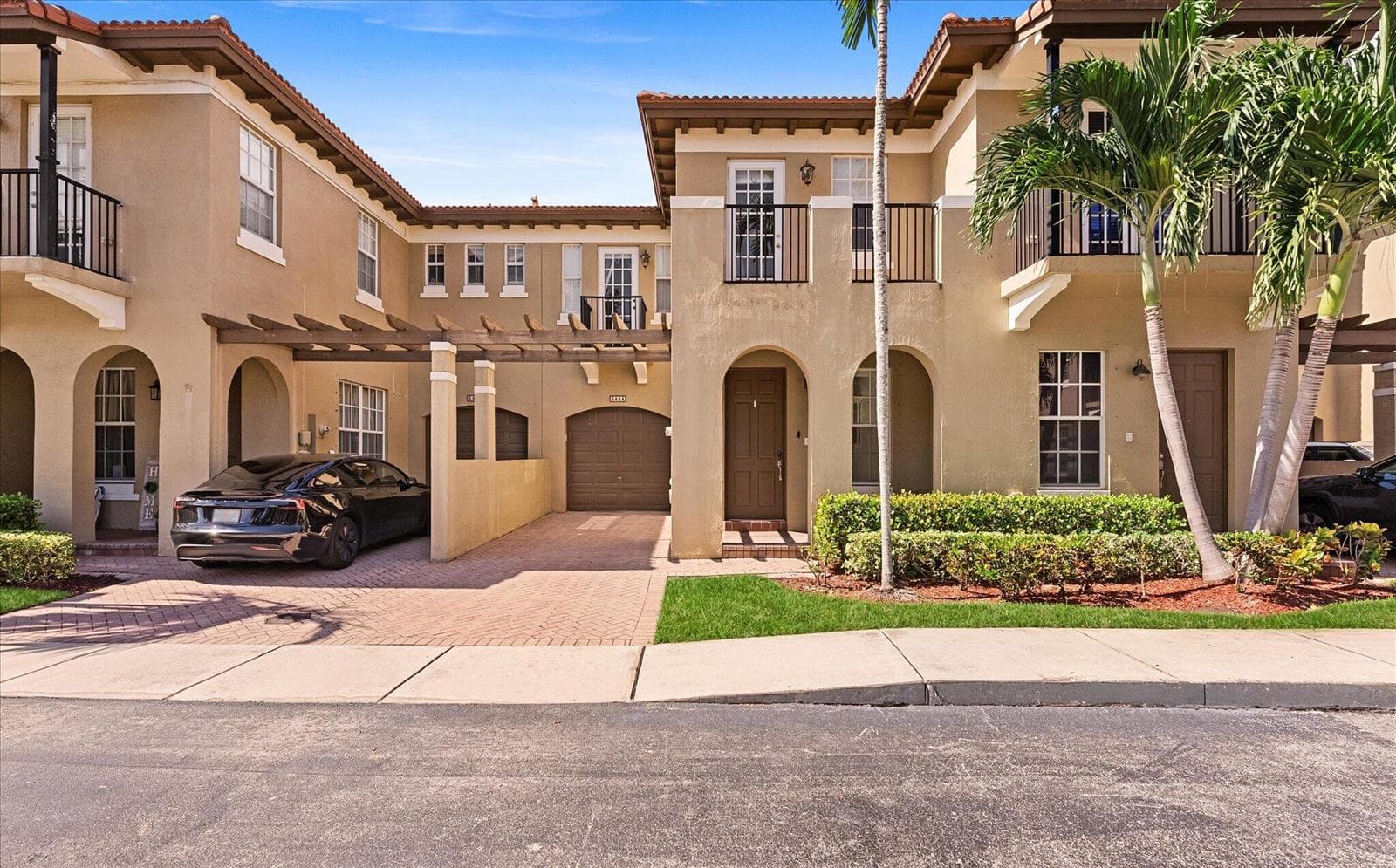 6884 JULIA GARDENS Drive, Coconut Creek FL 33073