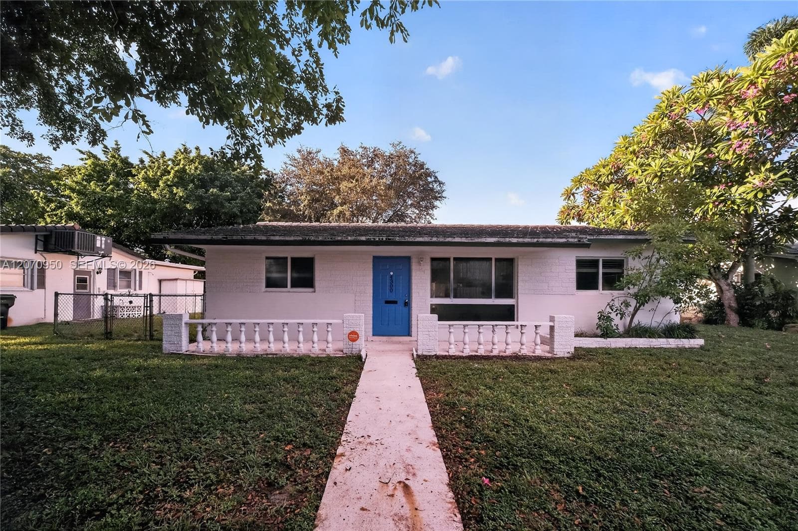 4300 Harrison St, Hollywood, FL 33021 photo 3