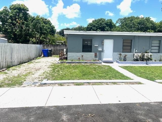 504 N 57th Ave # SOUTH, Hollywood FL 33021