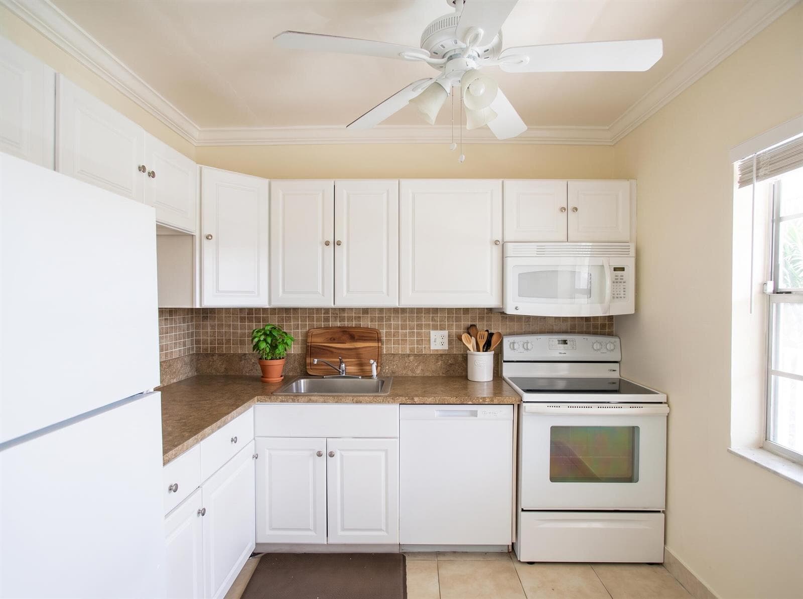 551 NW 80TH Avenue # 203, Margate FL 33063