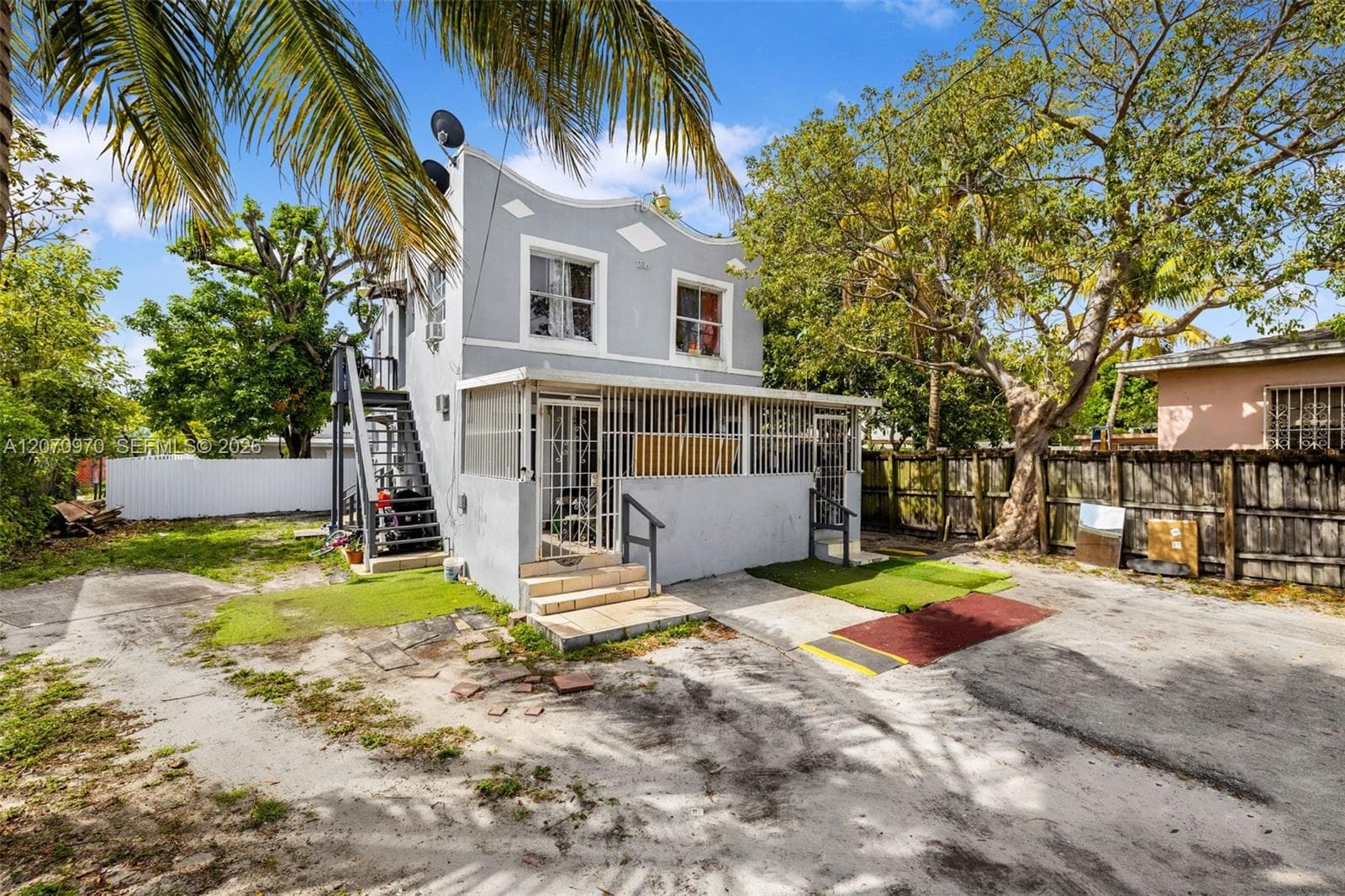 1236 NW 28th St # 1, Miami FL 33142 photo 2