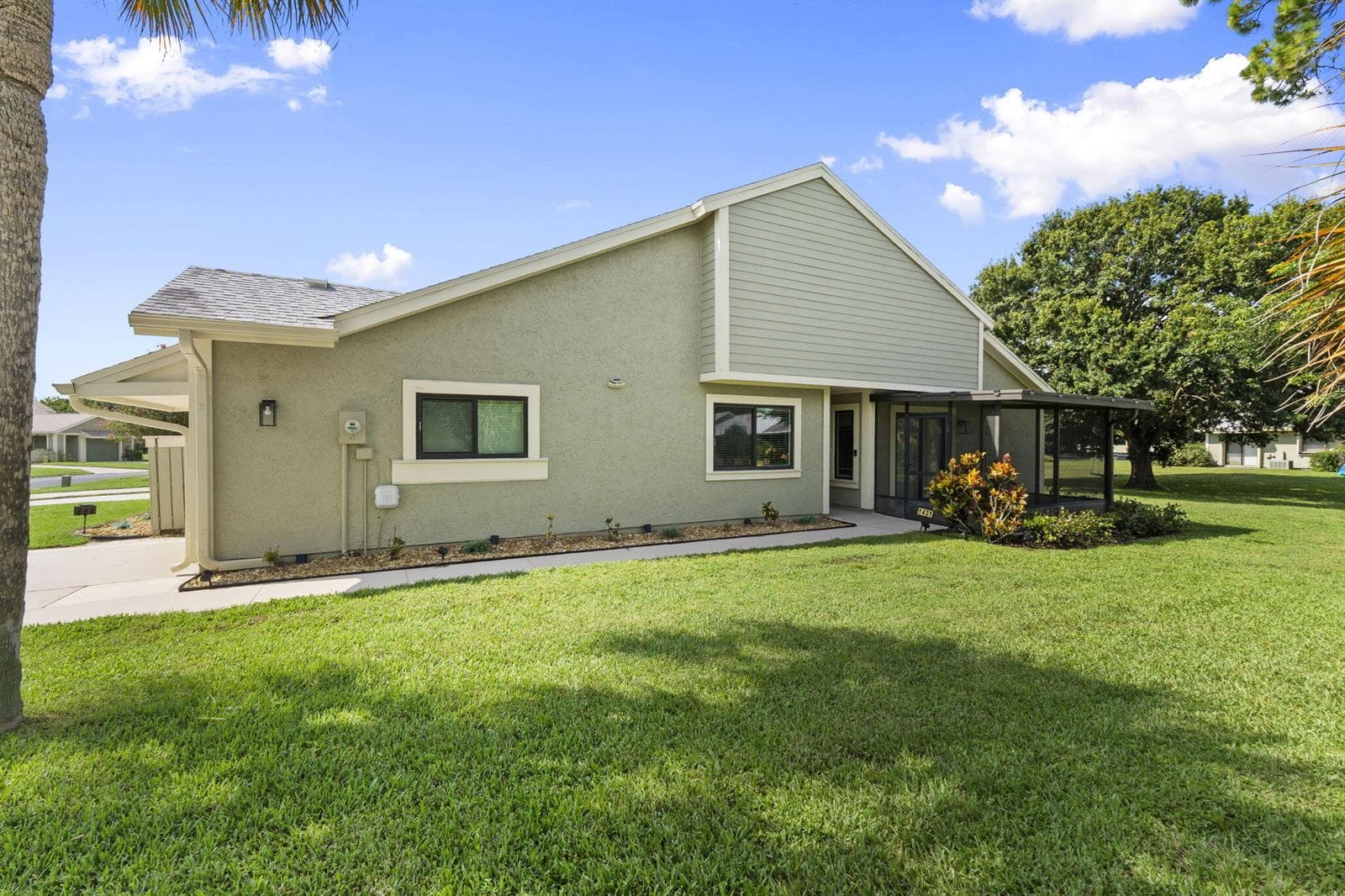 1431 SE COLCHESTER Circle, Port St. Lucie FL 34952 photo 3
