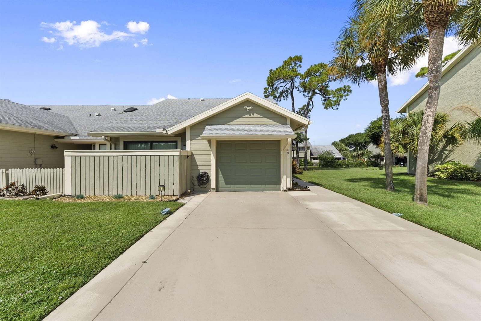 1431 SE COLCHESTER Circle, Port St. Lucie FL 34952