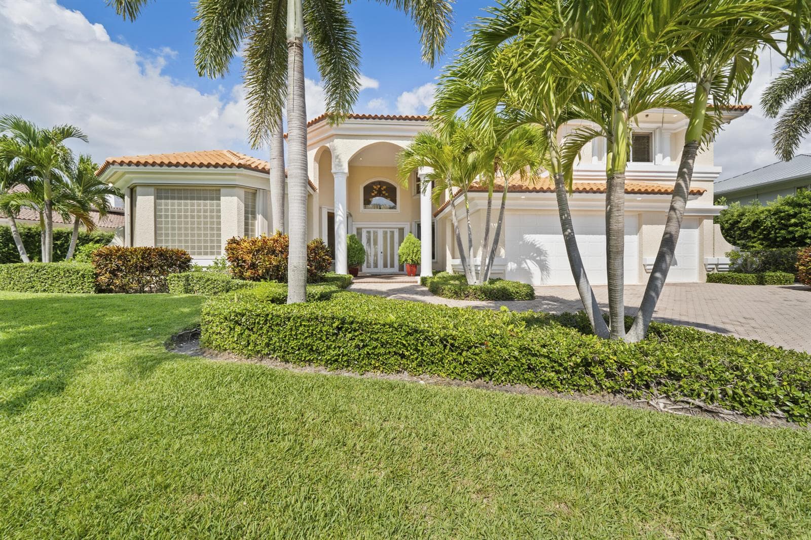 9 ISLAND Road, Sewalls Point FL 34996 photo 2