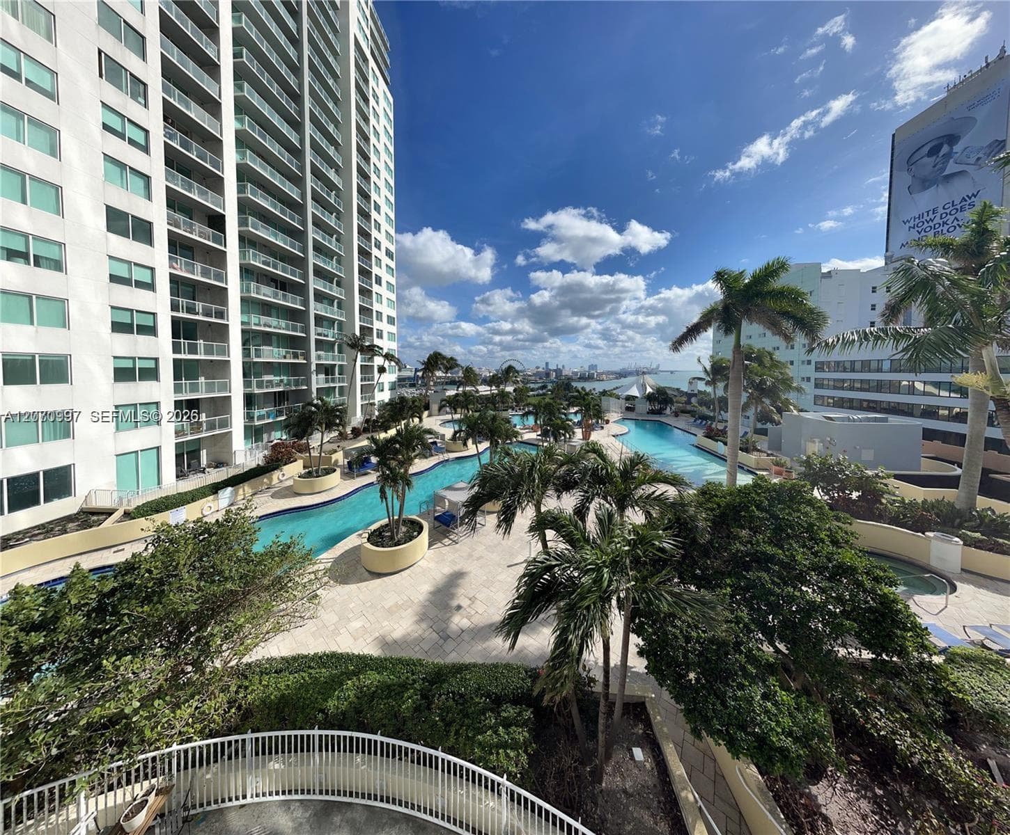 244 Biscayne Blvd # 3106, Miami FL 33132 photo 3