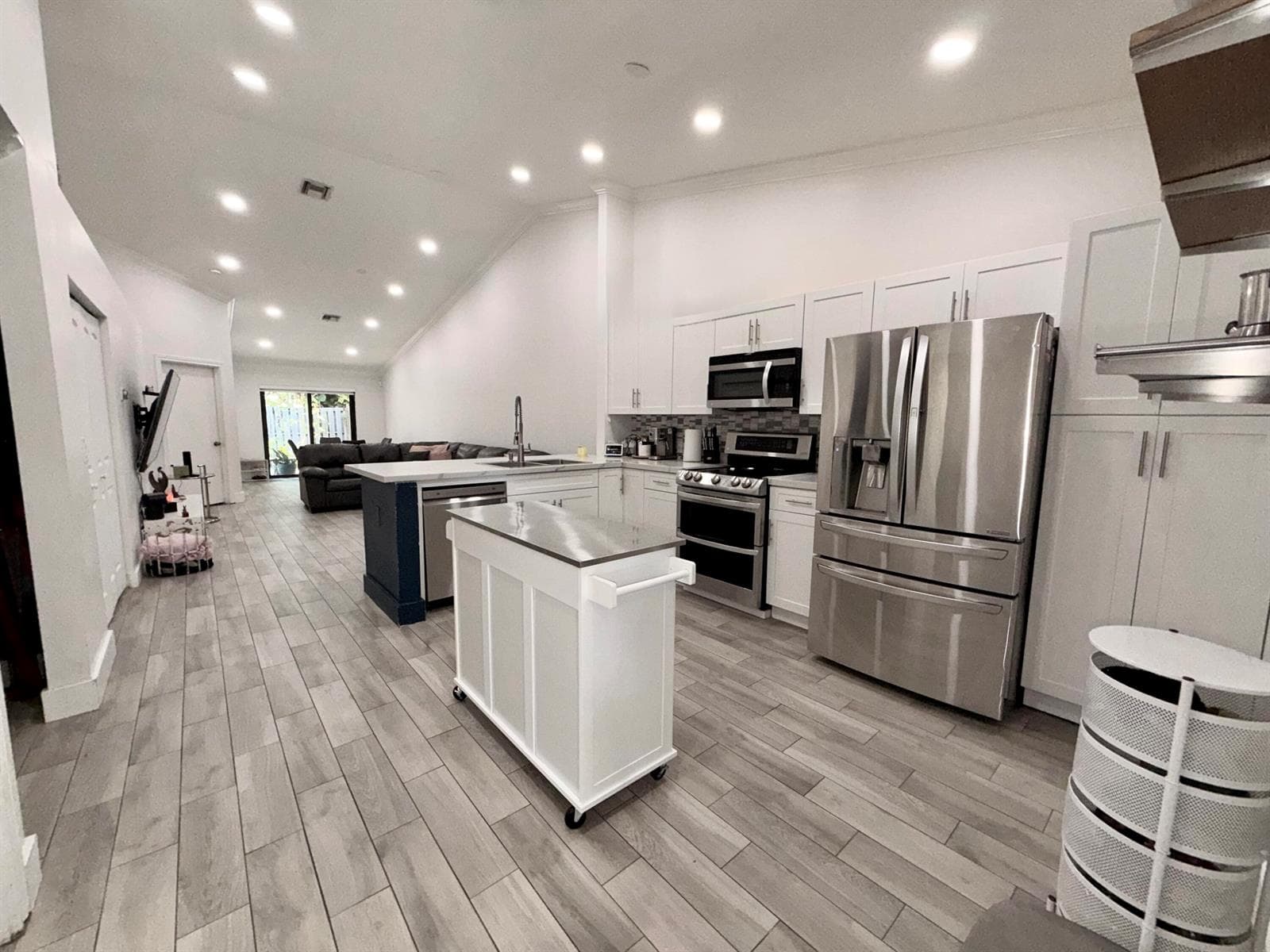11173 NW 38TH Place, Sunrise FL 33351 photo 3