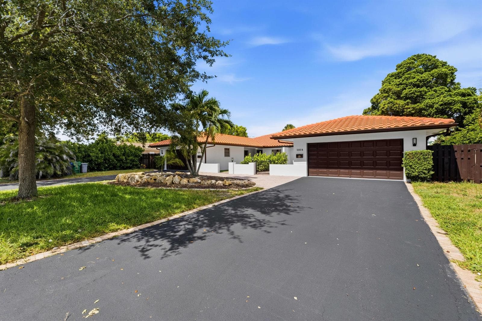 3310 NW 90th Avenue, Coral Springs FL 33065