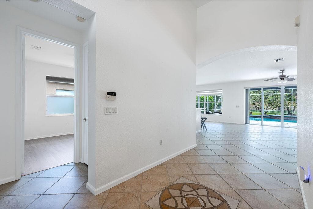 116 BELLA VISTA Way, Royal Palm Beach FL 33411 photo 5