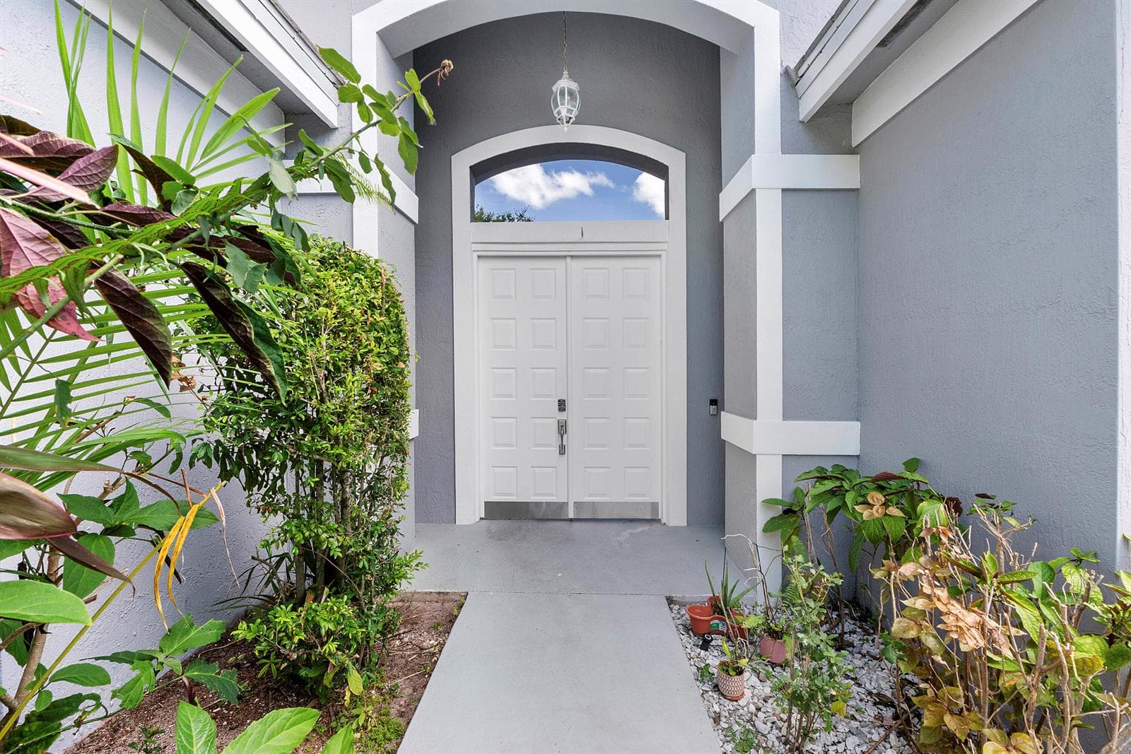 4862 Kensington Circle, Coral Springs FL 33076 photo 2