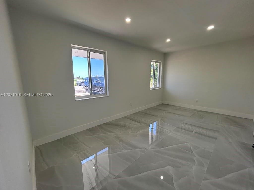 345 SW 18th Ave, Homestead FL 33030 photo 3