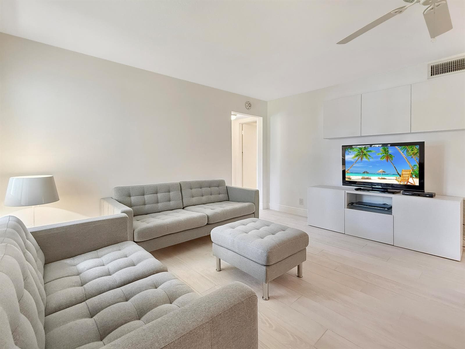 235 PINE HOV Circle # 2, FL 33463 photo 4