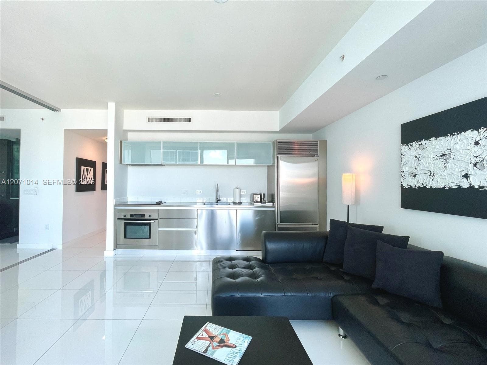 1040 Biscayne Blvd # 3305, Miami, FL 33132 photo 4