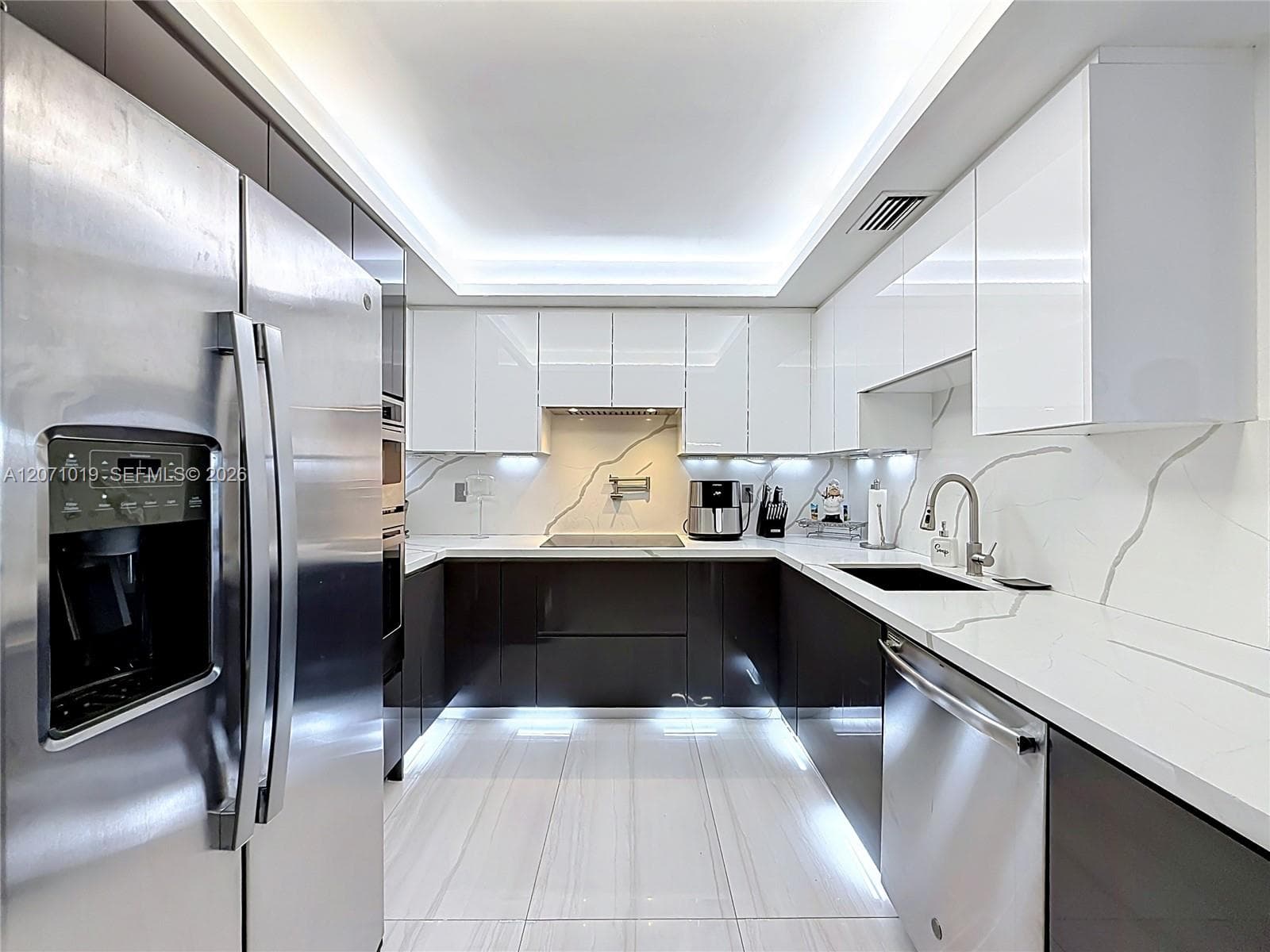 6900 Bay Dr # 11G, Miami Beach FL 33141 photo 2
