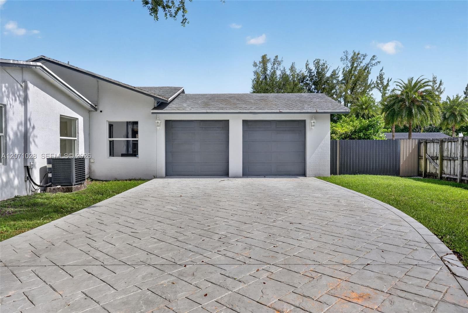 10890 SW 95th St, Miami FL 33176 photo 5