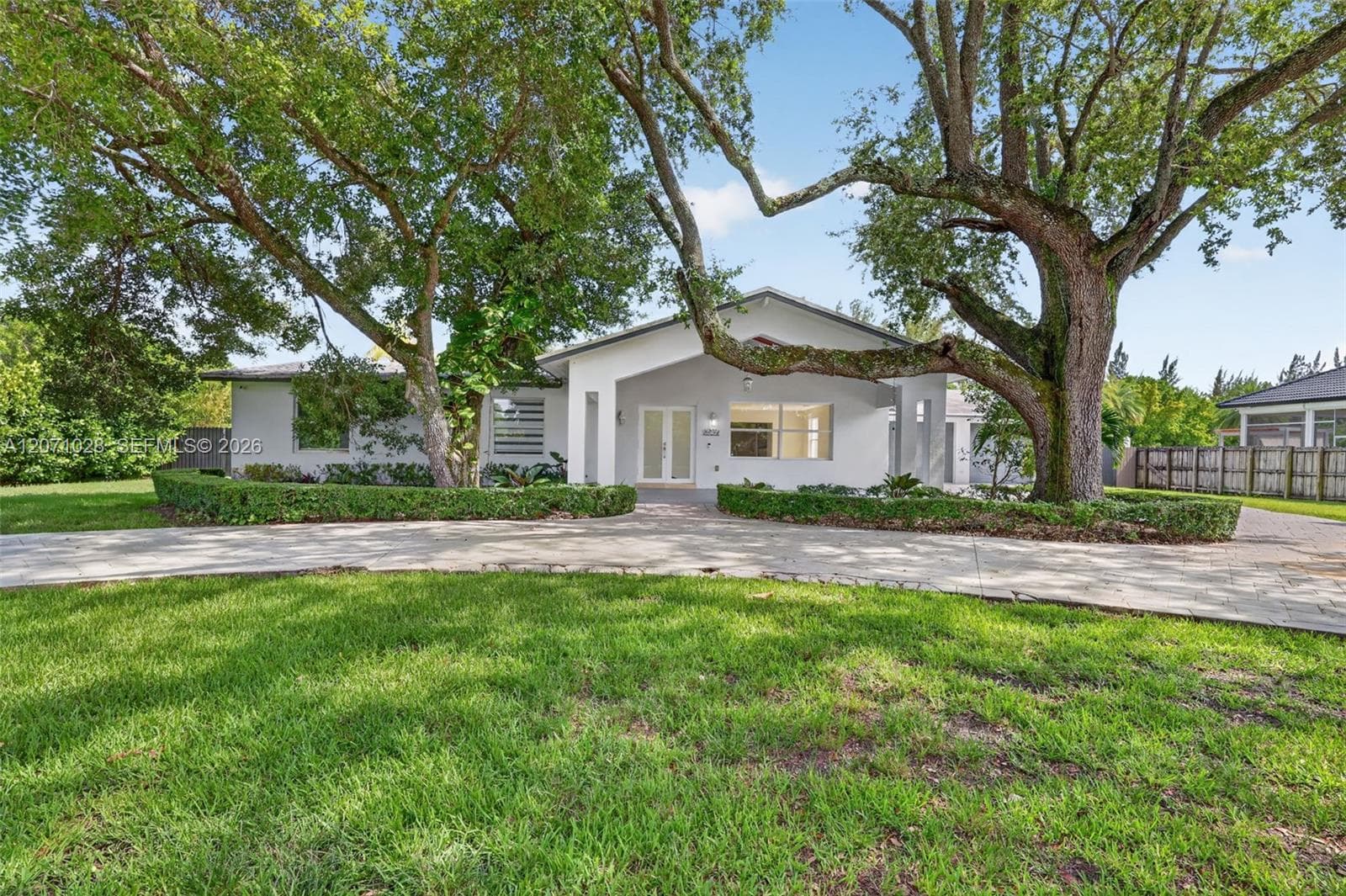 10890 SW 95th St, Miami FL 33176 photo 4