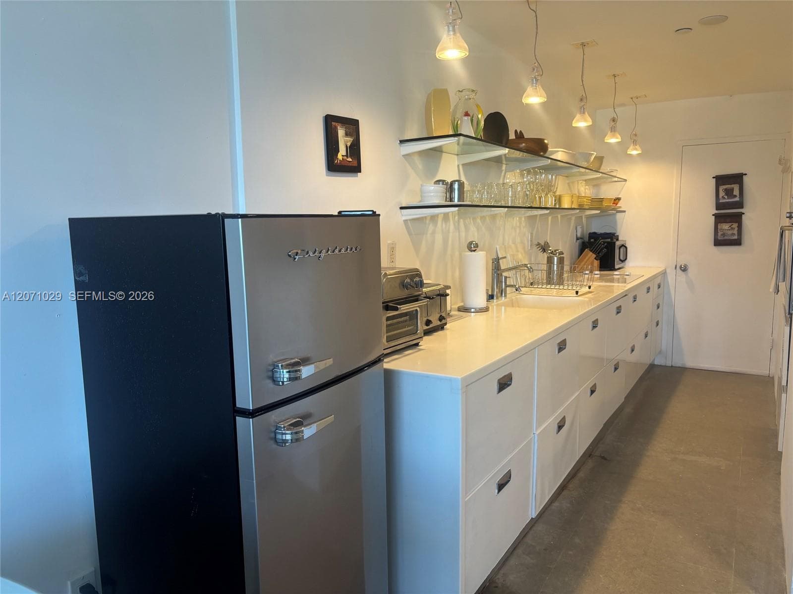 100 Lincoln Rd # 1546, Miami Beach, FL 33139 photo 3