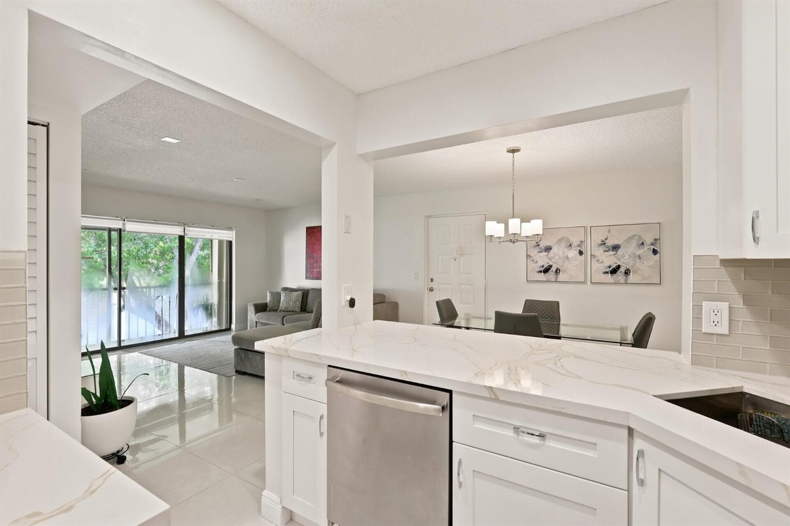 609 SEA PINE Way # F2, FL 33415 photo 3