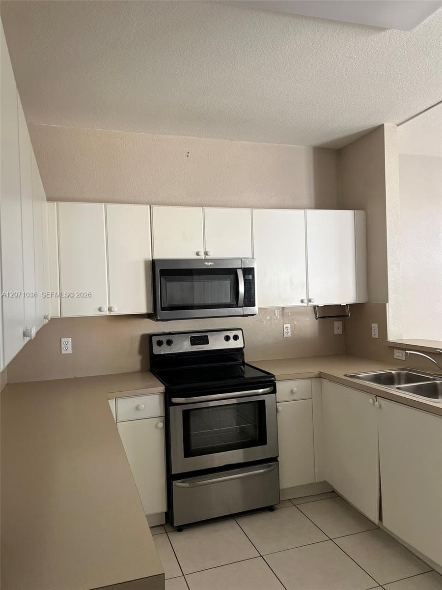 10861 NW 85th Ter, Doral FL 33178 photo 5