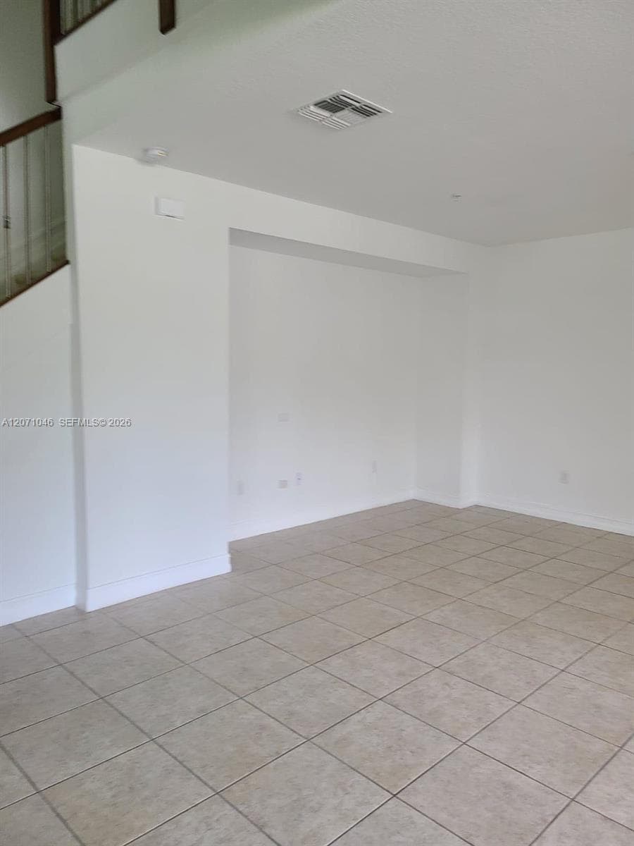 11362 SW 15th St, Pembroke Pines FL 33025 photo 4