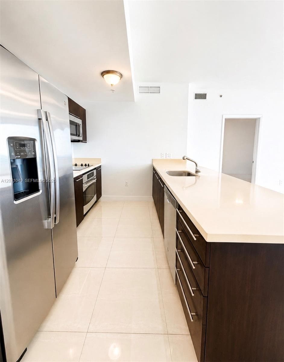 90 SW 3rd St # 3408, Miami FL 33130 photo 2