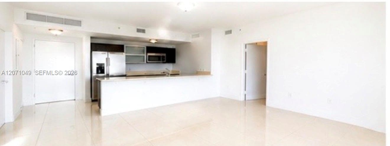 90 SW 3rd St # 3408, Miami FL 33130 photo 3