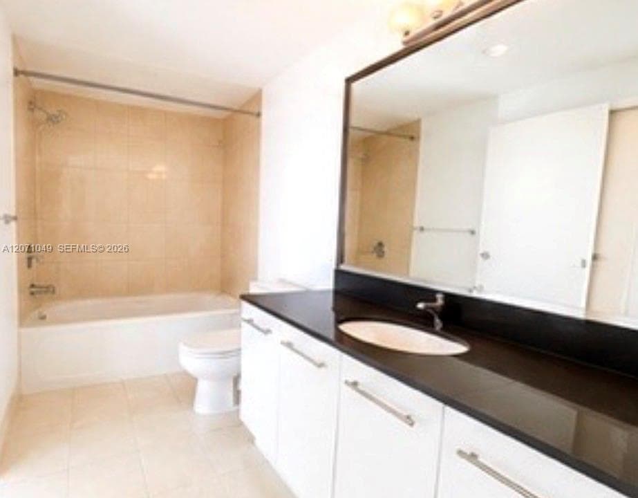 90 SW 3rd St # 3408, Miami FL 33130 photo 5
