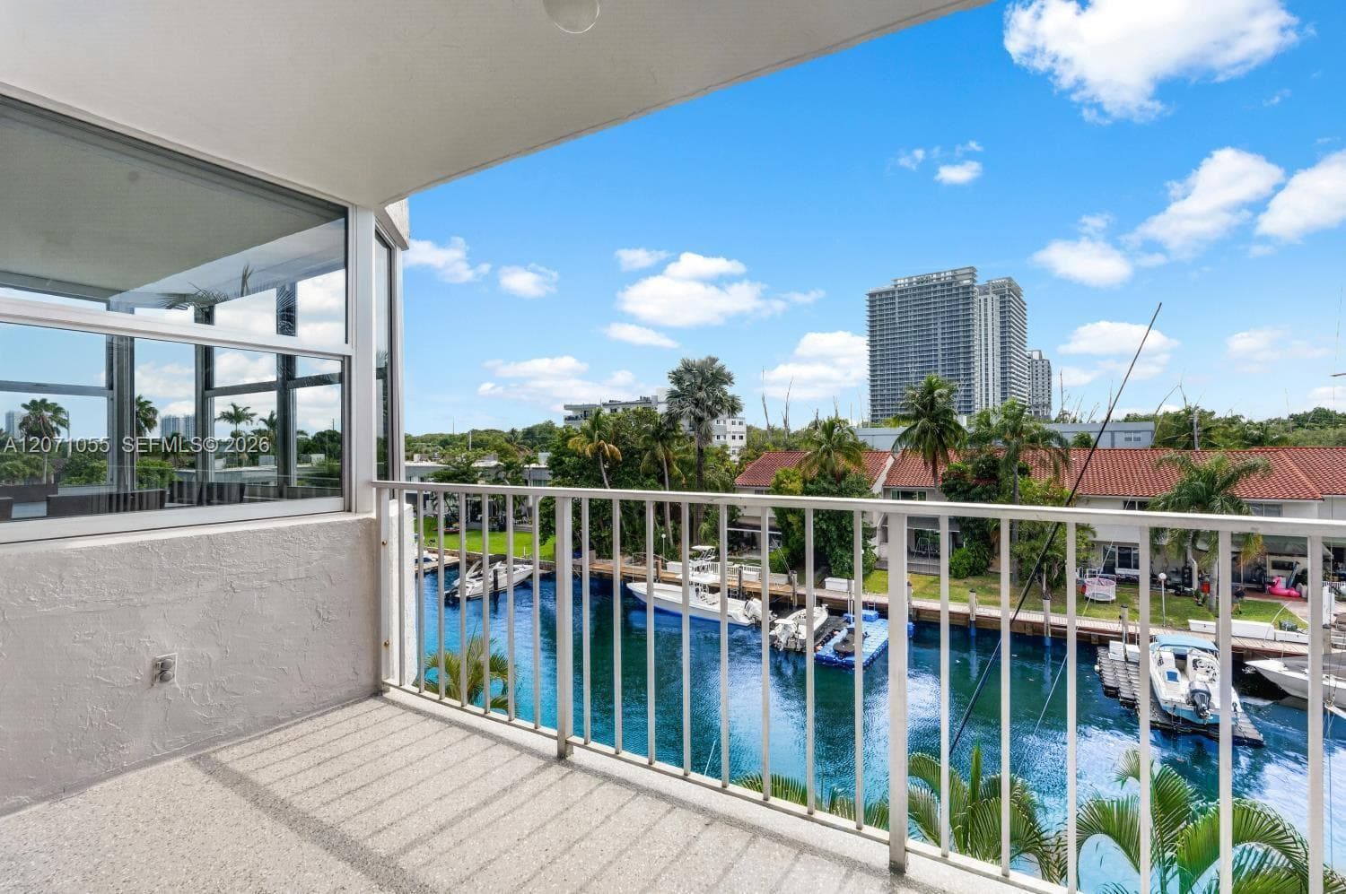 16565 NE 26th Ave # 4E, North Miami Beach FL 33160