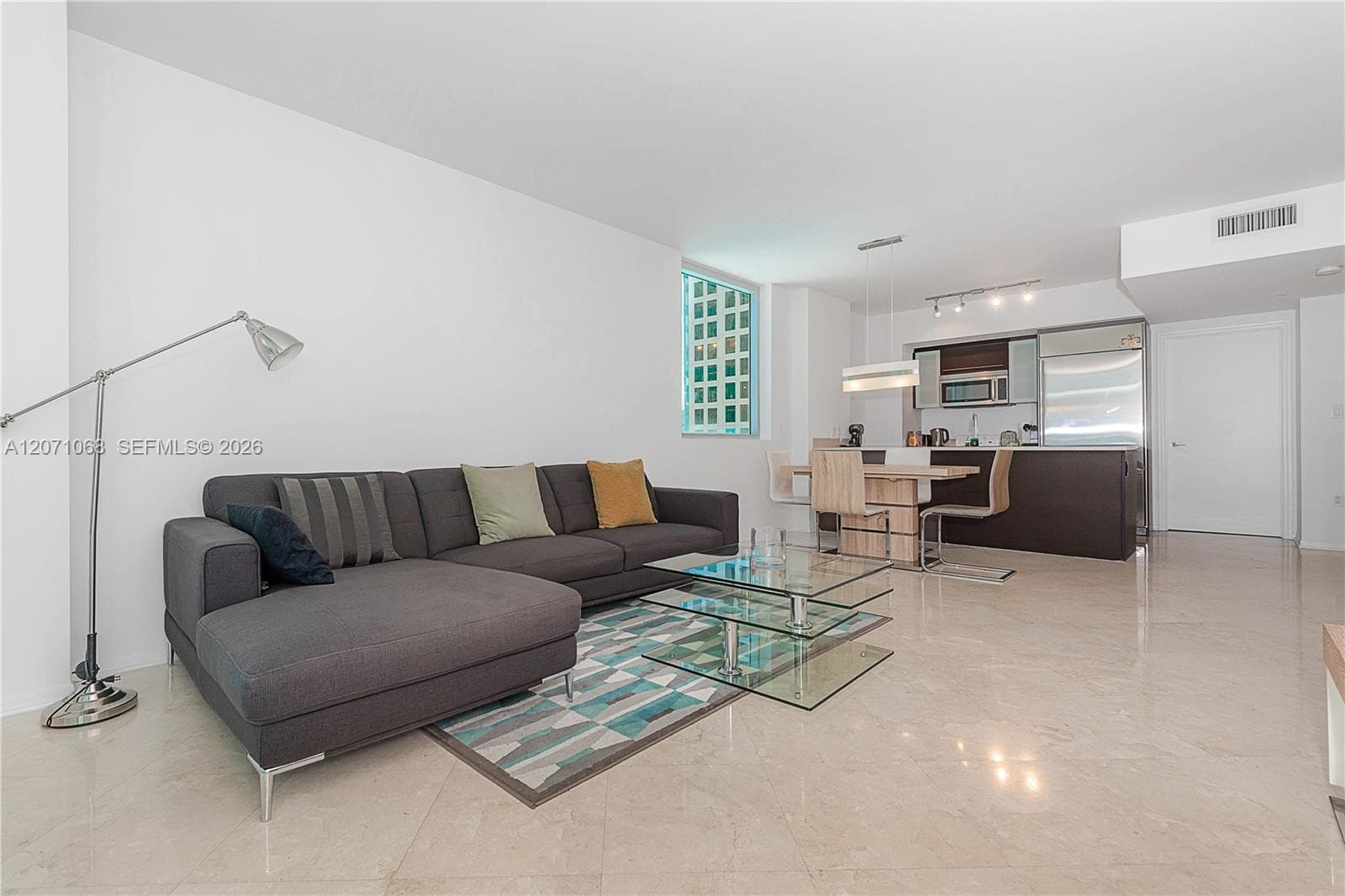 55 SE 6th St # 1507, Miami, FL 33131 photo 4