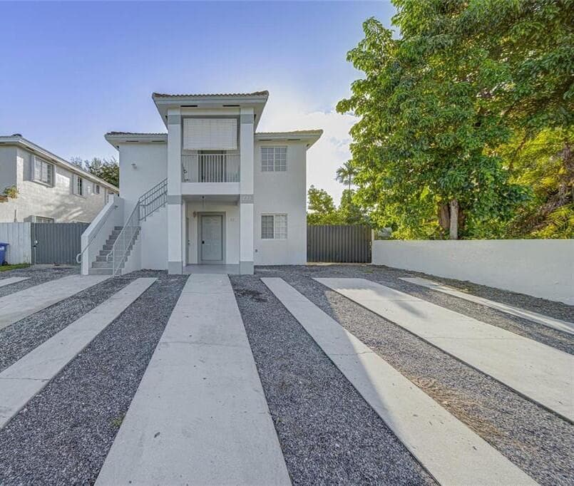 221 SW 78TH Place # 221/231, Miami FL 33144