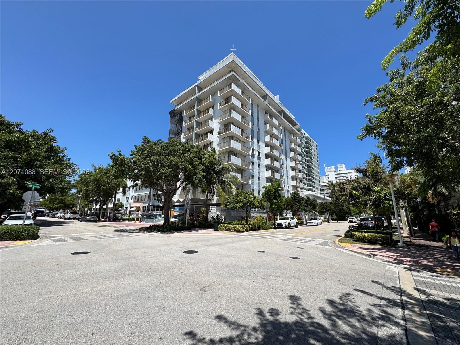 245 18th St # 301, Miami Beach FL 33139