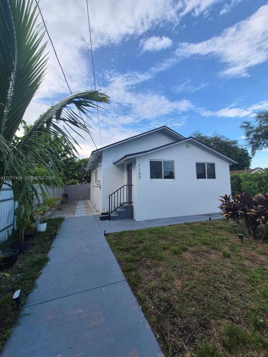 1137 NW 55th St, Miami FL 33127 photo 2