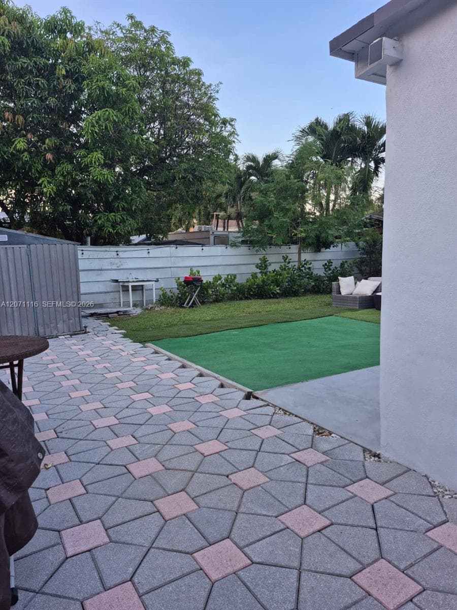 1137 NW 55th St, Miami FL 33127 photo 5