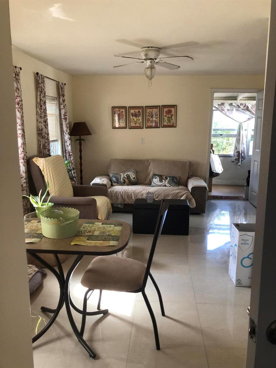 1021 SW 5TH Street, Miami FL 33130 photo 2