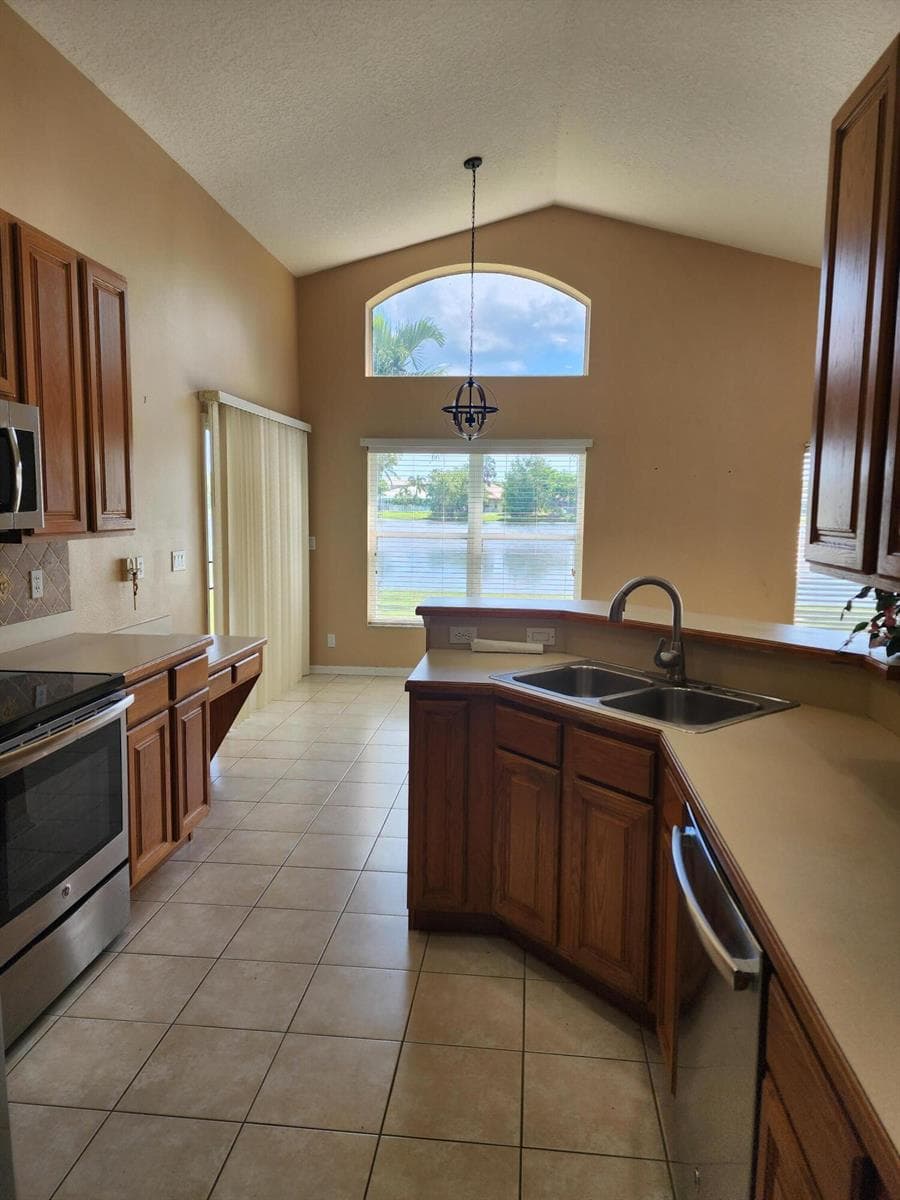 849 NW Waterlily Place, Jensen Beach FL 34957 photo 5