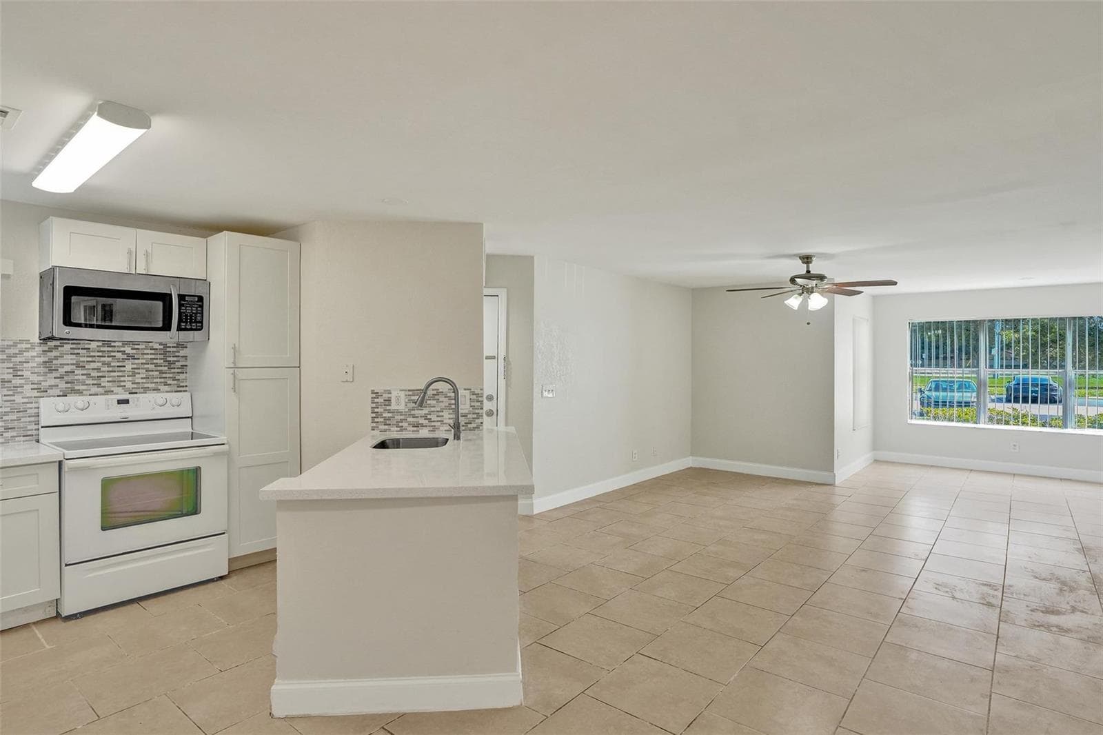 12650 Vista Isles Drive # 918, Sunrise FL 33325