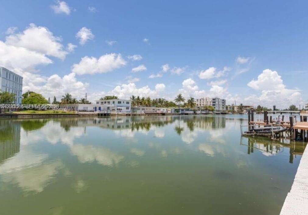 8210 Byron Ave # 21, Miami Beach FL 33141 photo 2