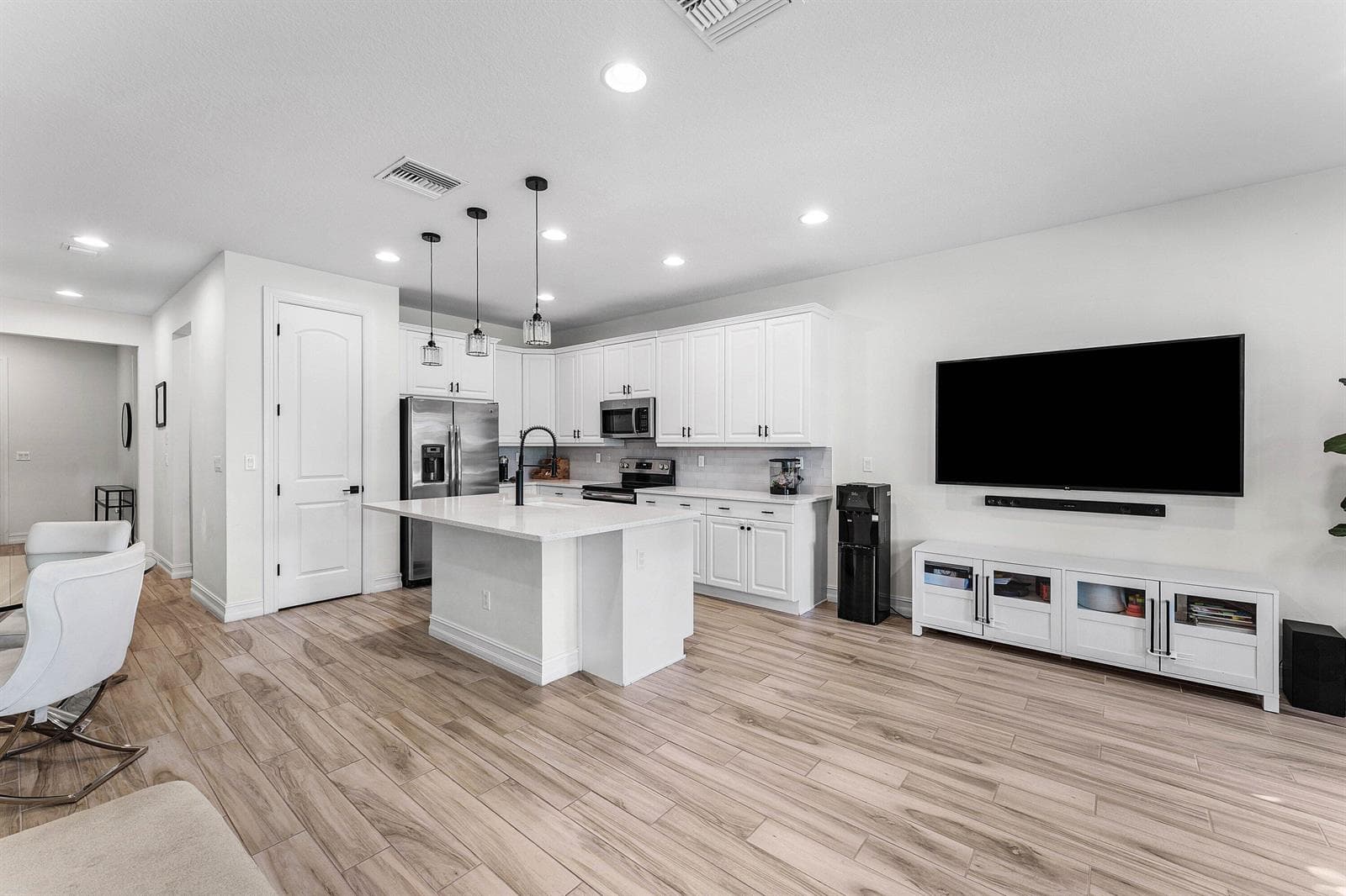 10175 Akenside Drive, Boca Raton FL 33428 photo 4
