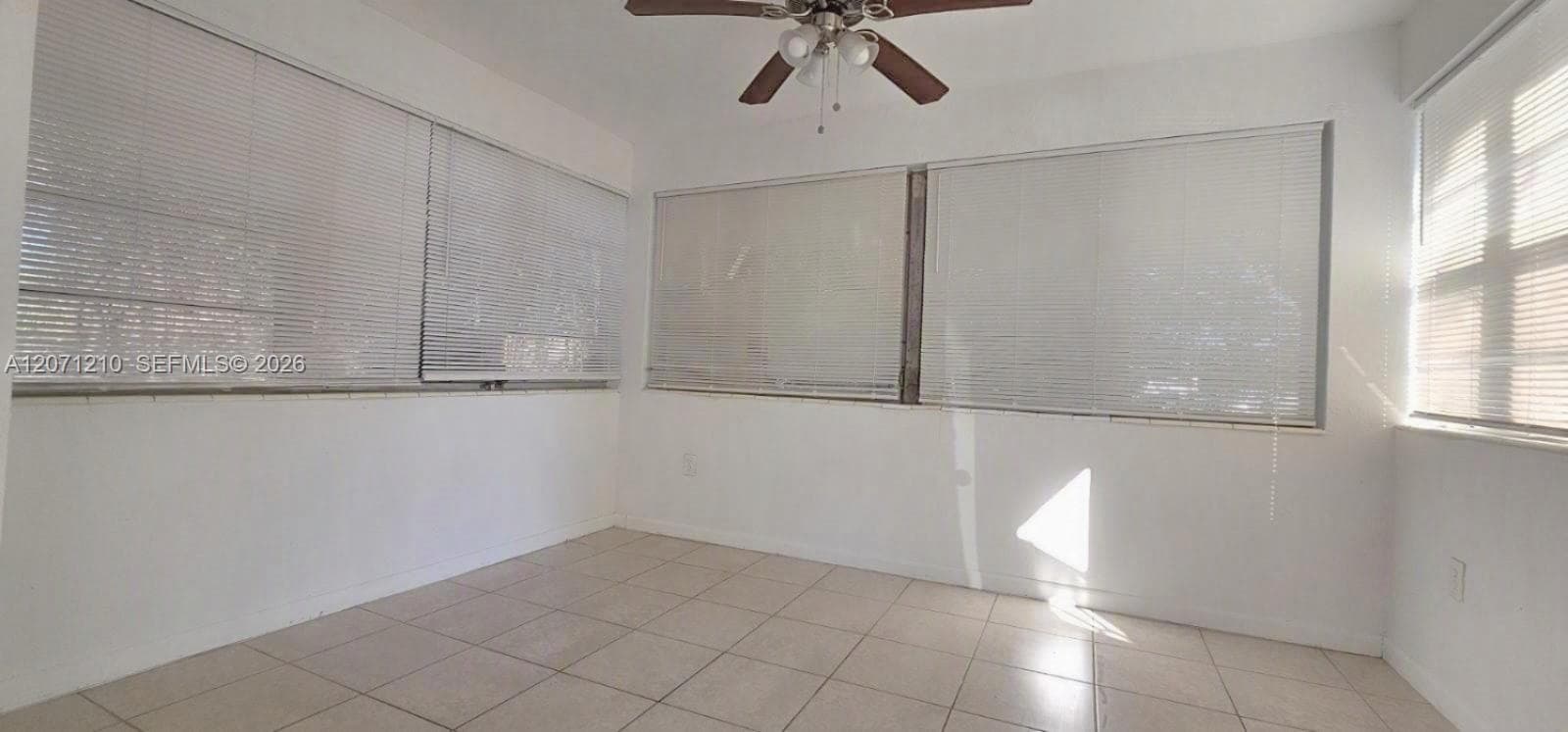 2781 NW 13th Ct, Fort Lauderdale FL 33311 photo 5