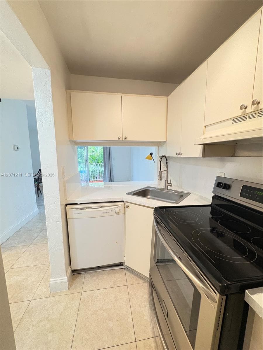 7403 SW 82nd St # 207N, Miami FL 33143 photo 3