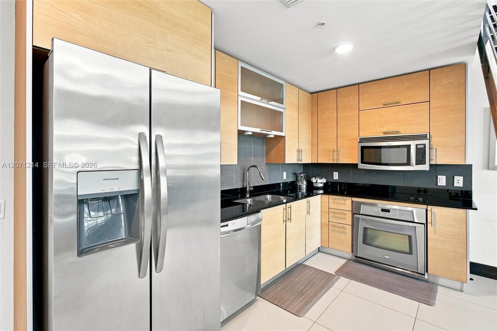 60 SW 13th St # 4602, Miami FL 33130 photo 4