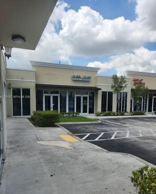 4500 W Hallandale Beach Blvd # 2, Hollywood FL 33023 photo 4