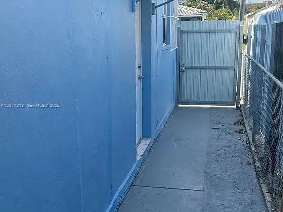2645 SW 33rd Ave, Miami FL 33133 photo 3