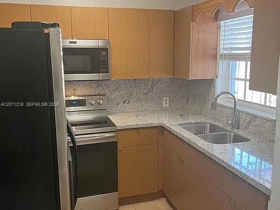 2645 SW 33rd Ave, Miami FL 33133 photo 5