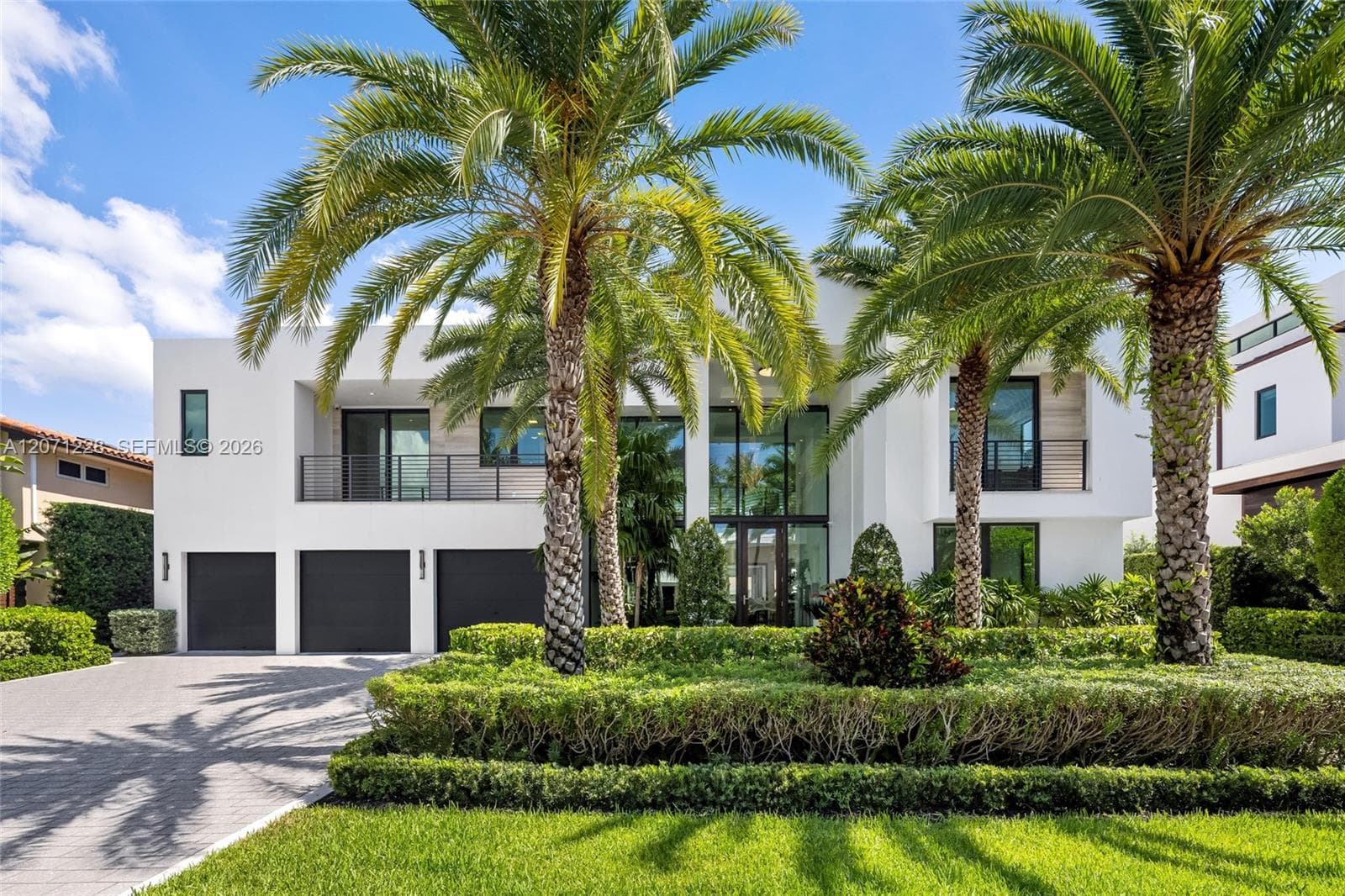 2519 Lucille Dr, Fort Lauderdale FL 33316 photo 3