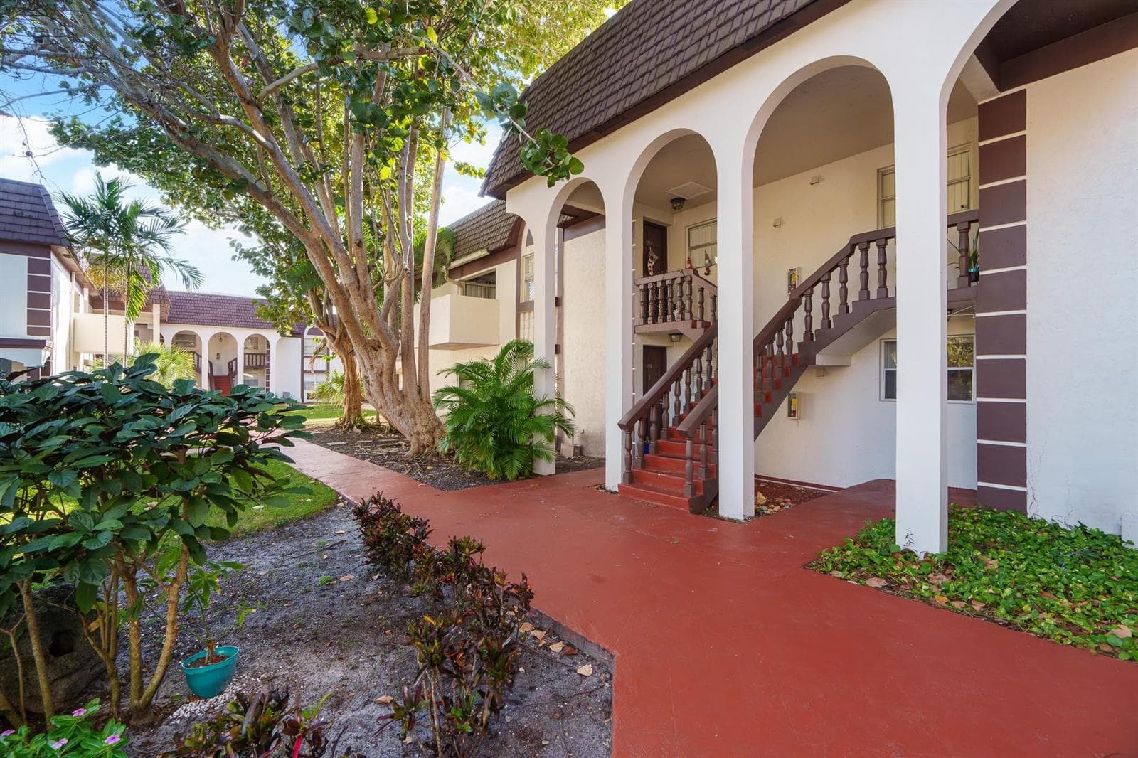 6181 NW 57TH Street # 107, Tamarac FL 33319 photo 2