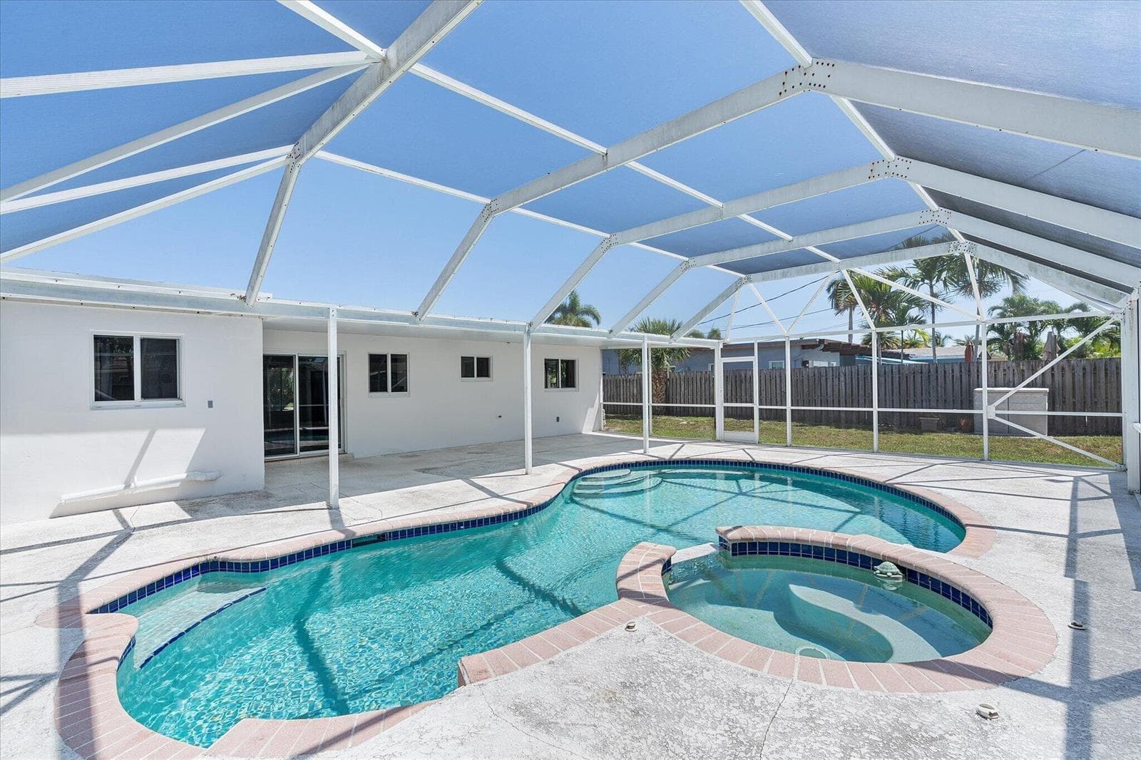1400 NE 42nd Court, Oakland Park FL 33334 photo 3