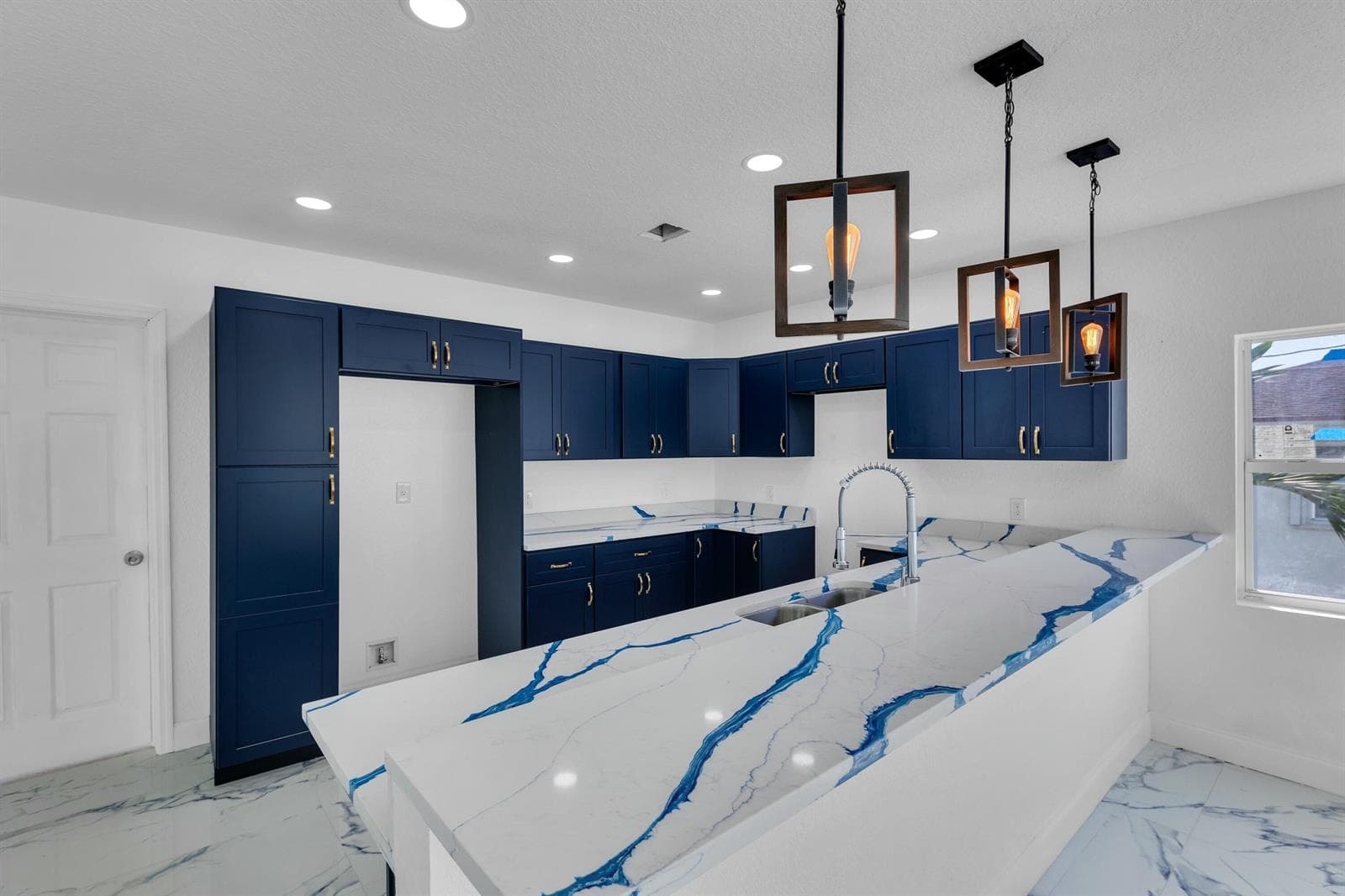 2937 NW 8TH Court, Fort Lauderdale FL 33311 photo 4