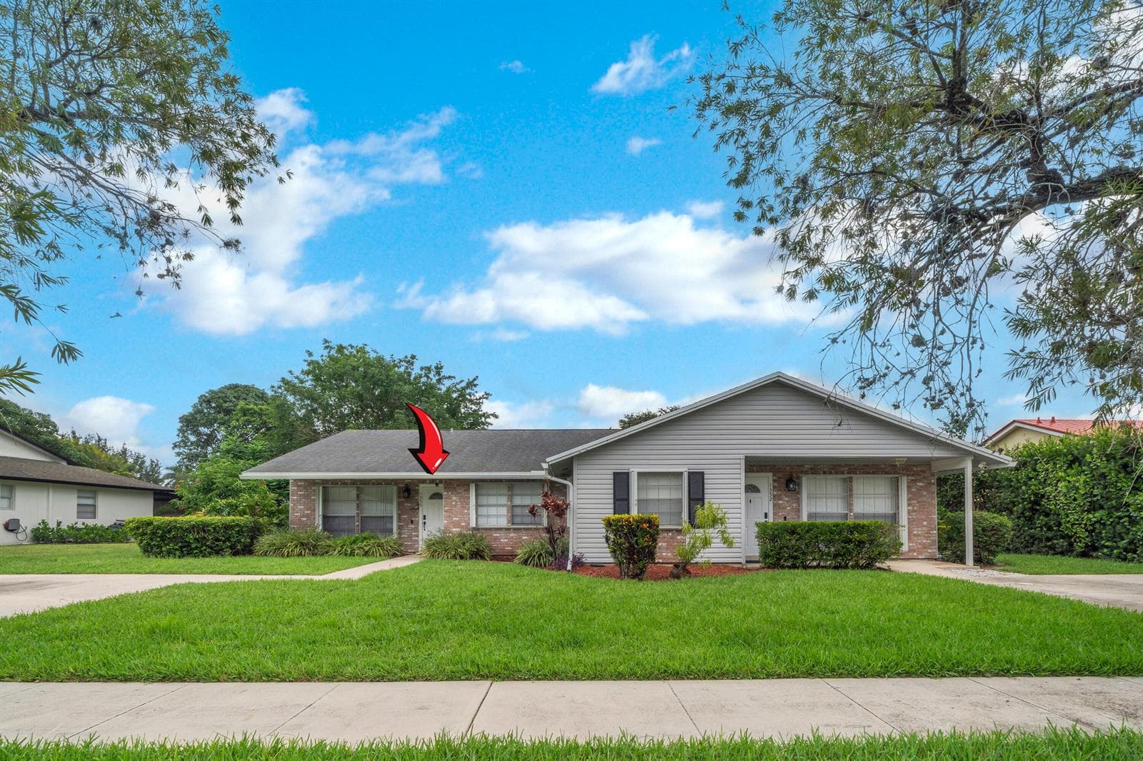 1350 Riverside Circle Unit 1, Wellington FL 33414 photo 2