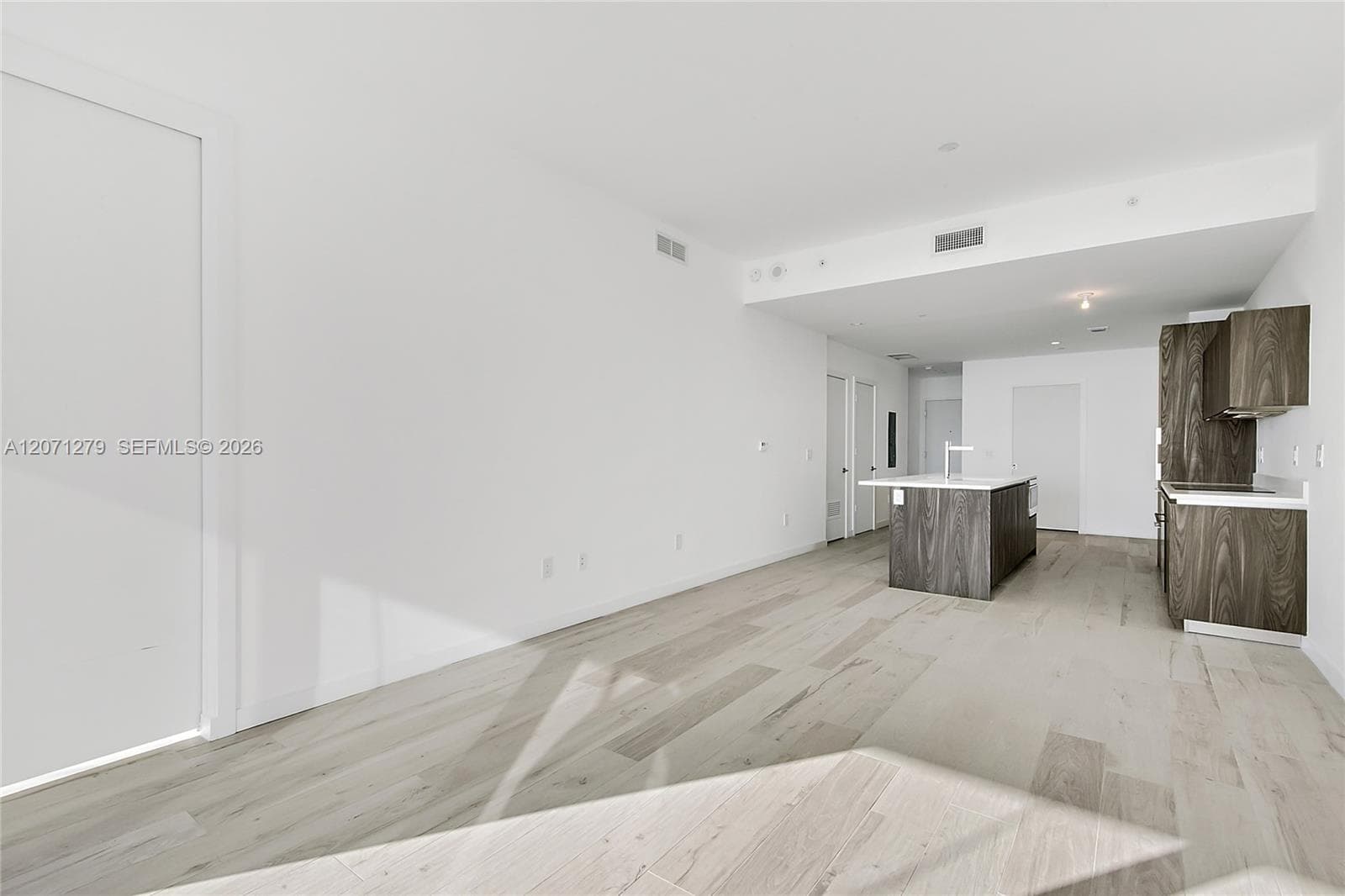 480 NE 31st St # 904, Miami FL 33137 photo 3